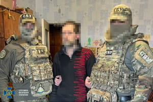 СБУ задержала агента ФСБ в Запорожье, который корректировал авиаудары и маскировался под пожилого мужчину