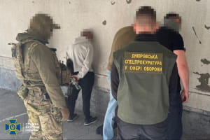 Працівника ТЦК у Дніпрі затримали на хабарі від ветерана війни
