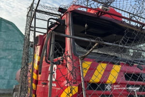 рф атаковала автомобиль спасателей в Днепропетровской области