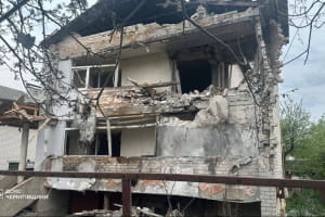 Російські військові атакували Чернігів: є потерпілі (оновлено)