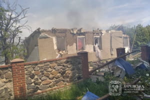 Дрон рф влучив у приватний будинок на Харківщині: загинула жінка