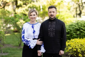 Українці щодня творять майбутнє країни: Зеленський привітав із Днем вишиванки