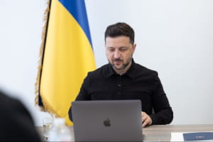 Зеленський обговорив із лідерами Британії, Франції та Німеччини активізацію дипломатії щодо миру