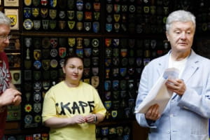 Порошенко задонатив 496 тис. грн своїх депутатських коштів "Справі Громад" та закликав українців підтримувати волонтерів