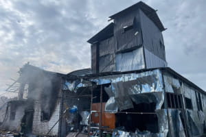 Удар по Чернігівщині: окупанти атакували цивільні ферми, загинула жінка, є поранені