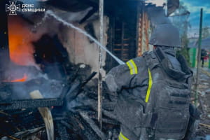 Окупанти вдарили по житловому сектору Шостки: є постраждалий