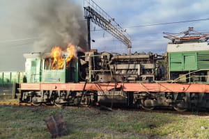 Росіяни атакували залізничну станцію Лозова на Харківщині: поранені машиніст і його помічник