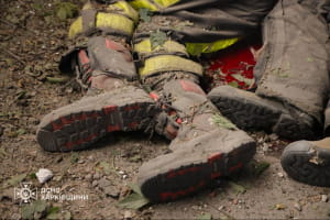 У Харкові росіяни повторно вдарили по рятувальниках ДСНС: є загиблі (оновлено)