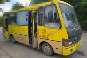Дрон рф атакував маршрутку в Херсоні: є загиблий і постраждалі
