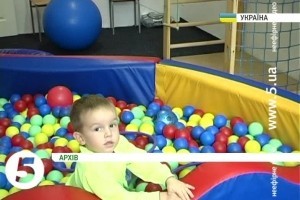 В Україні з’явився посібник для батьків дітей-аутистів [відео]