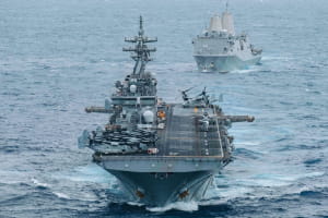 США посилили військову присутність на Близькому Сході: до регіону прибули десантні кораблі
