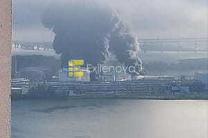 Сили оборони уразили нафтовий термінал "Санкт-Петербург", "Кронштадт" і військові об'єкти рф (оновлено)
