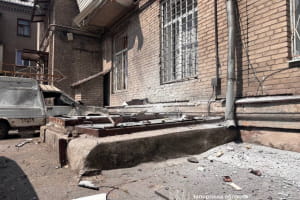 Окупанти знову атакували Запоріжжя: пошкоджено будівлю ОДА та багатоповерхівку