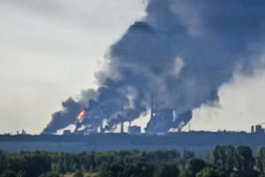 Далекобійні удари України досягли Саратова, Татарстану та Башкортостану &ndash; Зеленський
