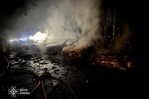 росія атакувала Київ: у двох районах спалахнули пожежі