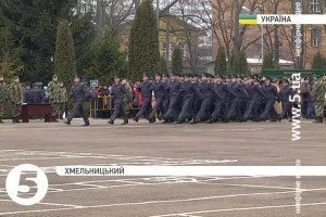 У Хмельницькому достроково підготували 283 курсантів-прикордонників