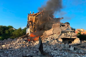 росія завдала ударів по житлових районах Краматорська: є поранені та руйнування