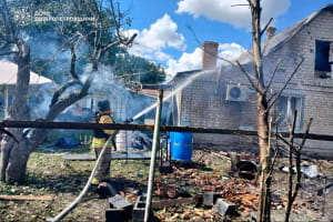 росія атакувала три райони Дніпропетровщини: п'ятеро людей постраждали
