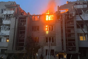 Нічна атака рф на Львів: пошкоджено понад 20 будинків, десятки постраждалих, 2 людей вважаються зниклим (оновлено)