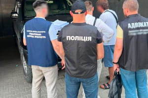 Незаконний видобуток андезиту на Закарпатті: підозру отримали депутат і троє спільників