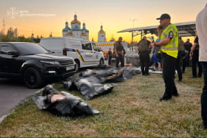 У Кривому Розі тривають аварійно-рятувальні роботи: під завалами ще можуть бути люди &ndash; Зеленський (оновлено)