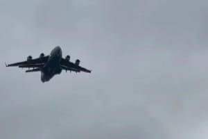 <Boeing C-17 Globemaster III