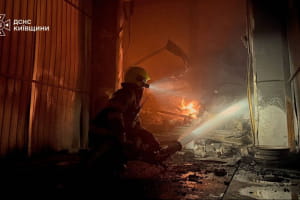 На Київщині ліквідовують наслідки атак рф: пошкоджені десятки об'єктів