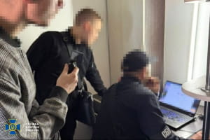 СБУ затримала двох сумчан за виправдовування агресії рф &ndash; серед них лікар
