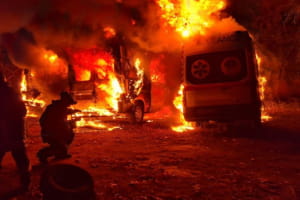 Противник нанес удар по автомобилям скорой помощи и многоэтажному дому в Краматорске: есть погибшие и раненые