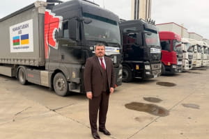 Азербайджан відправив Україні 10 вантажівок з енергетичним обладнанням