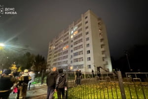 Загиблий та десять поранених у Києві: війська рф ударили по університету та гуртожитках
