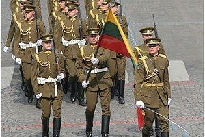Литва відновила військовий призов через агресію Росії