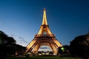 Во Франции за сутки от коронавируса умерло рекордное количество инфицированных