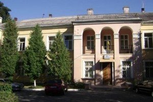 Вчора у Києві горіла лікарня, загинула людина