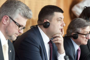 Гройсман проводить переговори з німецькими урядовцями 