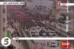 На вулицях Тунісу відбувся марш на знак протесту через напад на музей у столиці