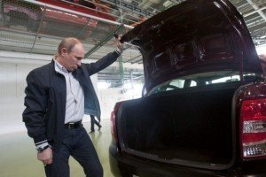 "АвтоВАЗ" звітує про зростання збитків за 2014-й рік більш ніж у 3 рази