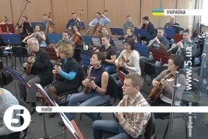 "Друга ріка" влаштує благодійний концерт у супроводі оркестру народних інструментів
