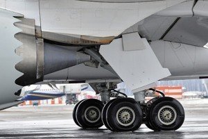 Індонезієць 2 години летів у відсіку для шасі літака