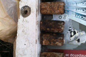 На звалищі в Одесі виявили схованку проросійських активістів з армійськими шашками