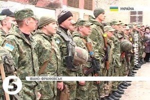 На зміну колегам на Донбас вирушили 95 прикарпатських правоохоронців
