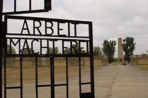 У Німеччині відзначають 70-річчя звільнення концтабору "Заксенхаузен"