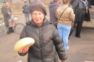 Терористи пропонують мешканцям окупованого Алчевська працювати за хліб