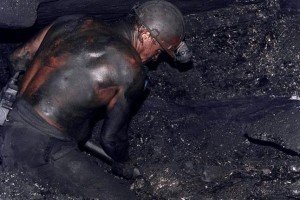 Близько 100 шахтарів під Донецьком відмовилися працювати без зарплатні