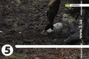 На Донеччині водій електроремонтної бригади підірвався на міні