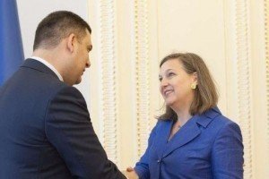 Гройсман зустрівся із Нуланд