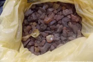 Прикордонники затримали литовця, який намагався вивезти до Угорщини 35 кг бурштину