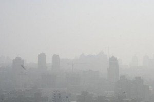 Дым в Киеве: медики советуют сидеть дома и сделать влажную уборку