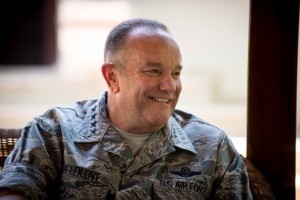 Головнокомандувач збройних сил НАТО в Європі застеріг від посягання на суверенітет України