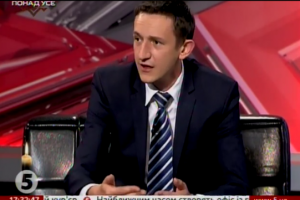 Україна була театром бойових дій між двома тиранами - Бірчак